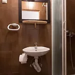 Auberge de jeunesse Kvarner-rooms With Private Bathrooms& Dorms Rijeka