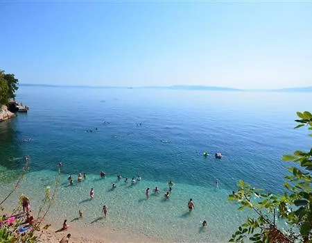 Kvarner-rooms With Private Bathrooms& Dorms Rijeka