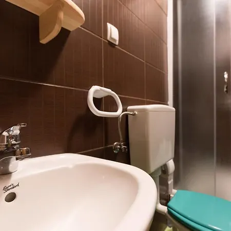 Hostel Kvarner-All Rooms With Private Bathrooms & Dorms