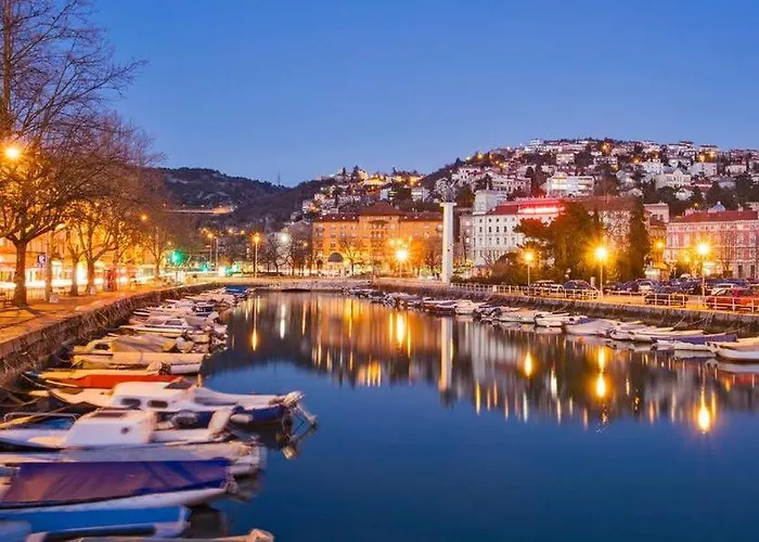 Kvarner-rooms With Private Bathrooms& Dorms *