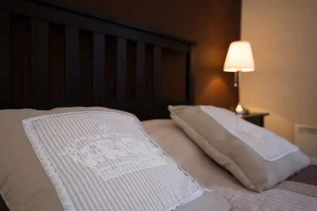 ホステル Kvarner-rooms With Private Bathrooms& Dorms *